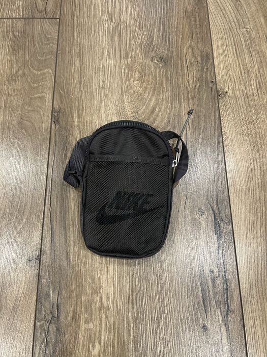 Сумка найк.БУ.Договірна ціна.