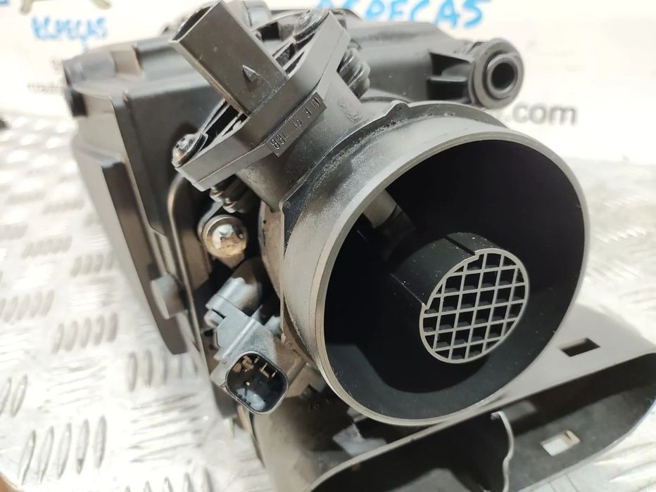 Caixa de filtro de ar Mercedes com medidor de massa de ar Bosch