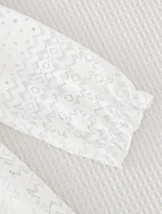 Біле плаття для дівчинки