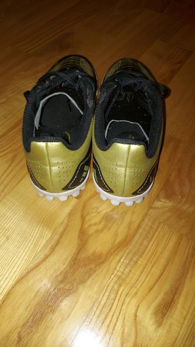 Взуття для футболу, бутси Adidas, 35р.