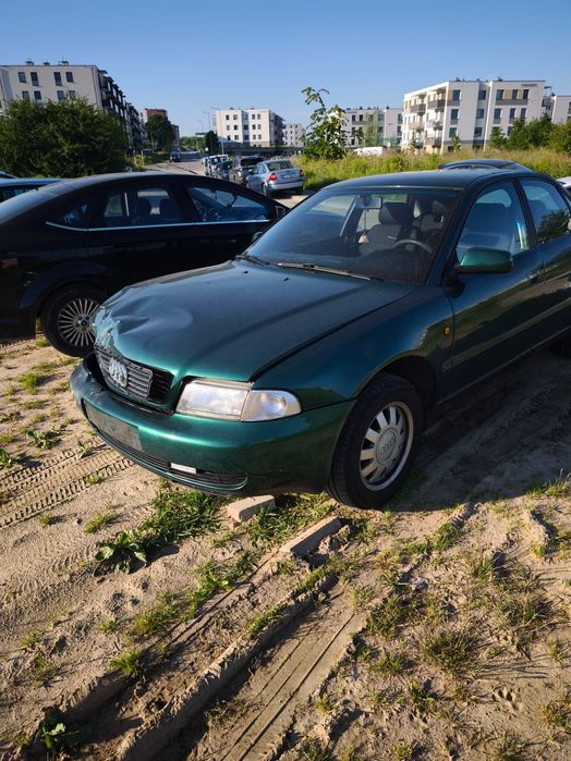Audi A4 B5 sedan