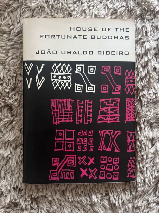 Livro ‘House of the Fortunate Buddhas’