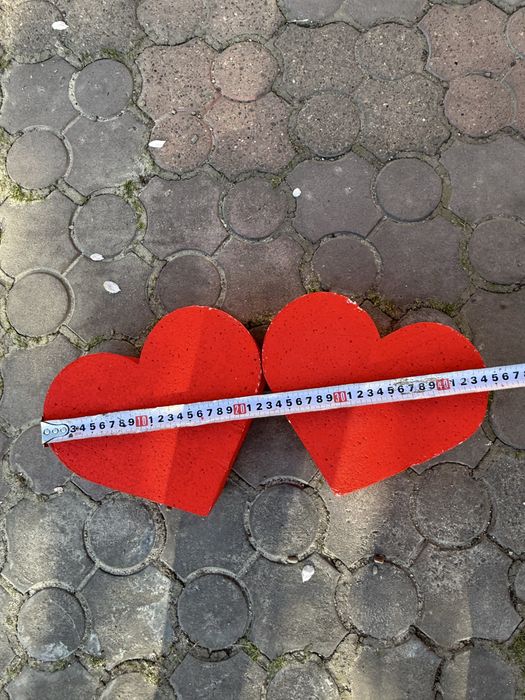 Серця з пінопласту декор