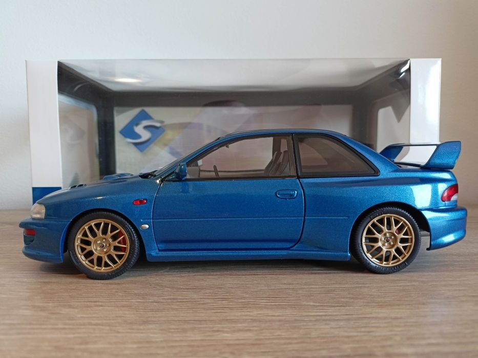 Subaru Impreza 22B STI model w skali 1:18 Solido/otwierane elementy
