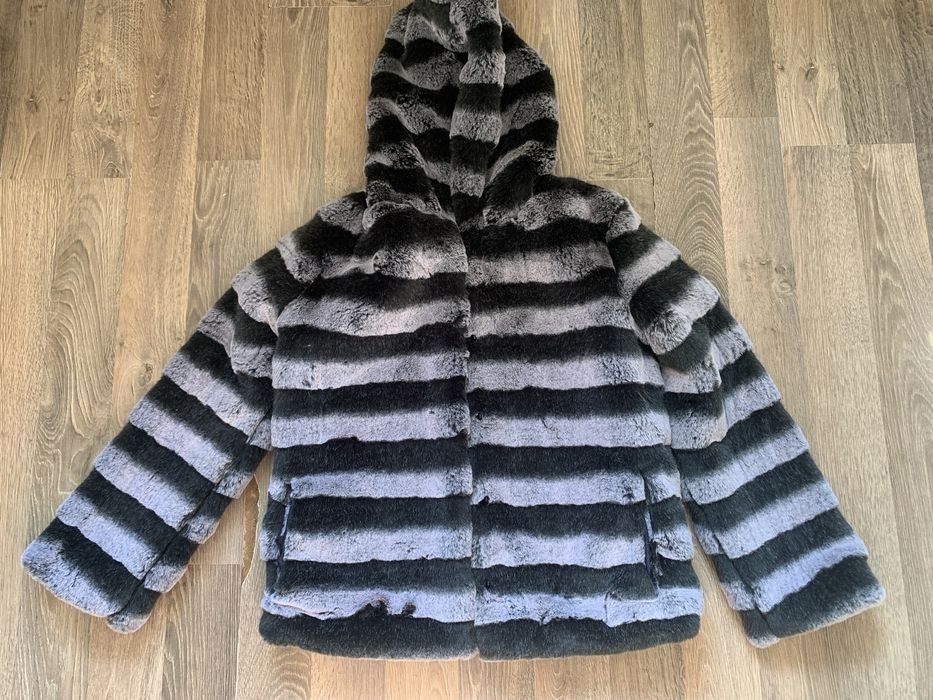 Шубка зі штучного хутра