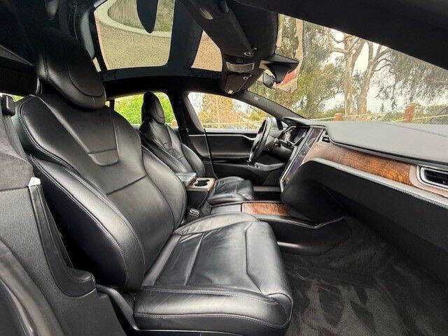 Tesla Model S 75D 2017