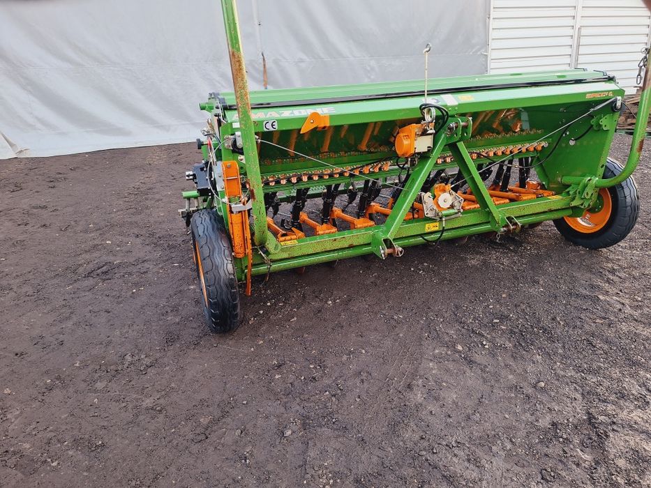 Siewnik zbożowy Amazone D9 Special 3m talerzowy stan bdb nie lemken