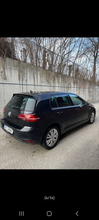 Продам E-Golf 2016 року.