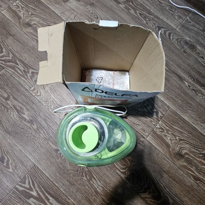 Соковыжималка Delfa
