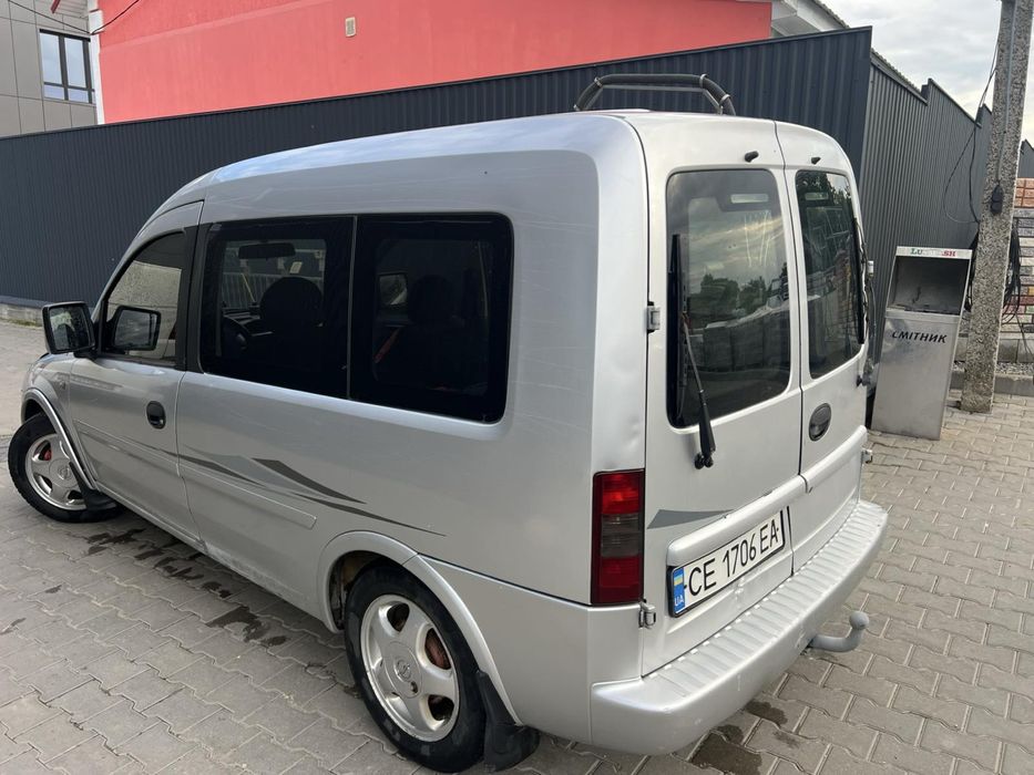 Автомобіль Opel combo 2002