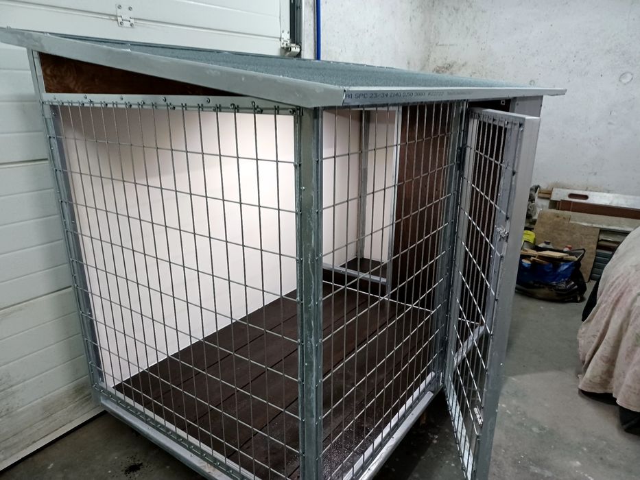 Casotas/ canis , gatis, galinheiros, e abrigos para animais