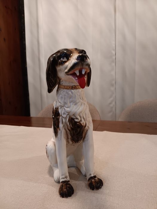 CÃO  de caça em cerâmica