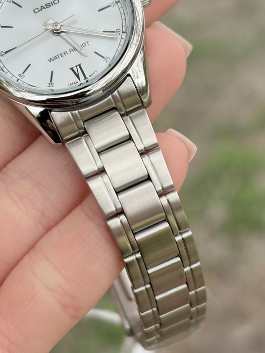 Жіночий годинник Casio LTP-V005D-2B3.