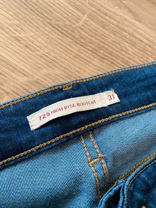 Spodnie damskie jeansy Levis 725 high rise bootcut navy granatowy popular Pinterest 31