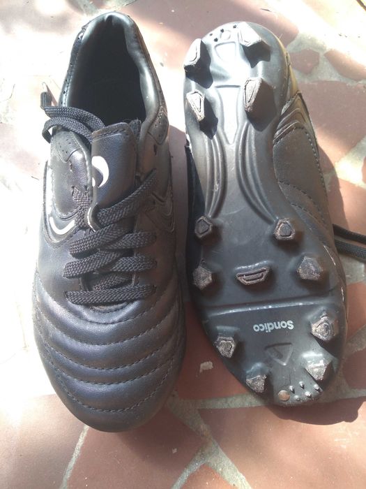 Buty korki, piłkarskie, chłopięce