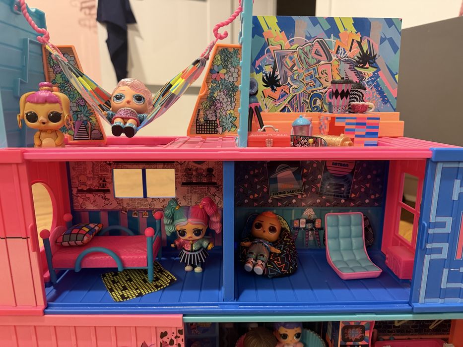 Domek/garaż LOL Surprise