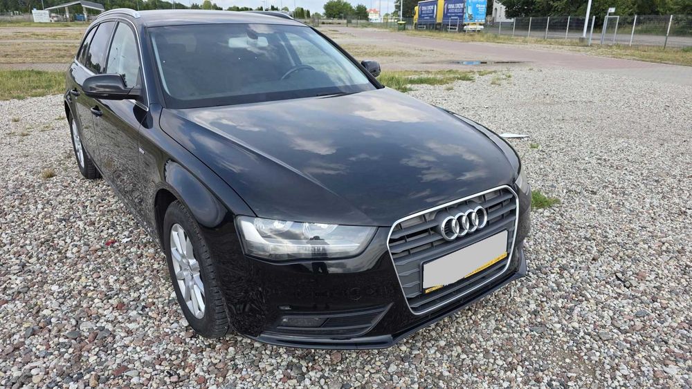 AUDI A4 B8 LIFT!! 2.0 TDI!! 2012 R.!!Zadbana