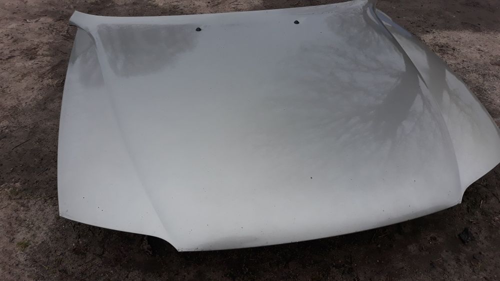 Opel Vectra B, maska pokrywa silnika