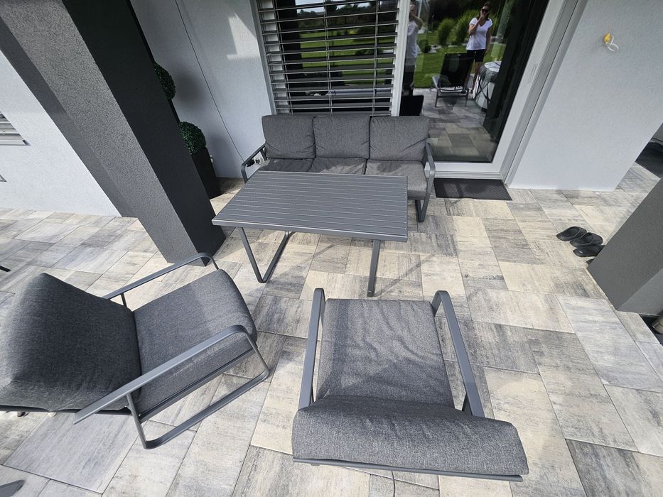 Zestaw mebli ogrodowych