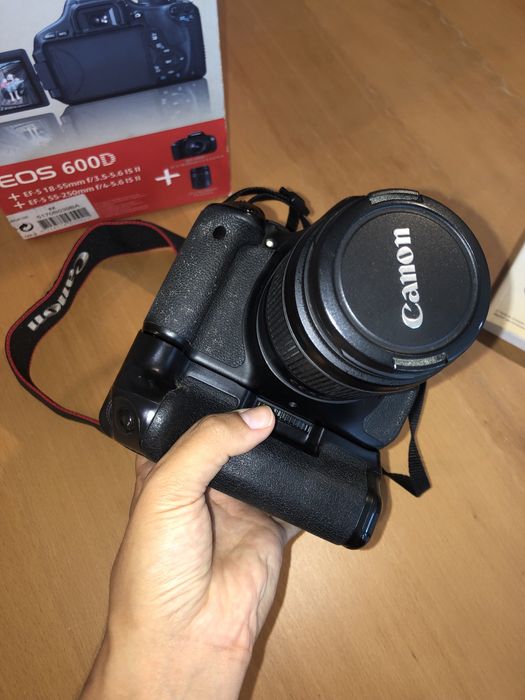 Canon EOS 600D + acessórios