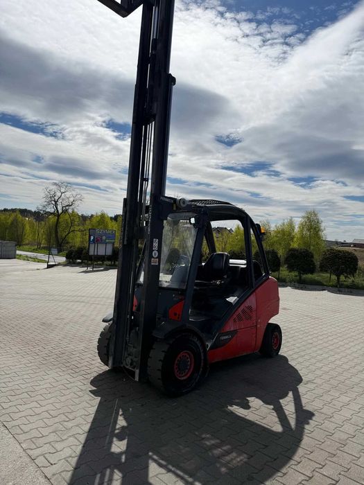 LINDE H35T EVO LPG Triplex вилковий навантажувач з ходу 4,7 м, позиціонер вил 2017 року