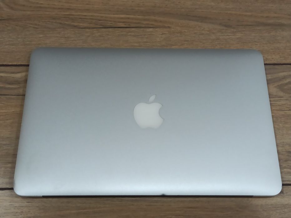 MacBook  в ідеальному стані