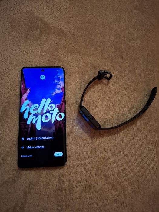 Motorola edge 40 neo  huawei band 7