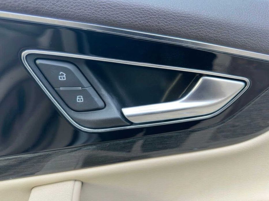 Audi Q7 3.0T      2018