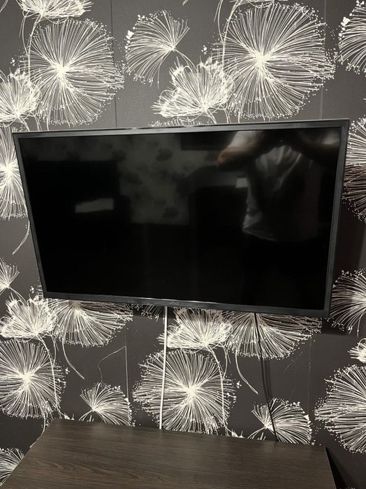 Телевизор 32 как новый