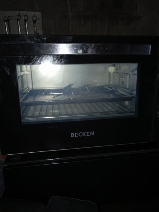 Mini forno elétrico