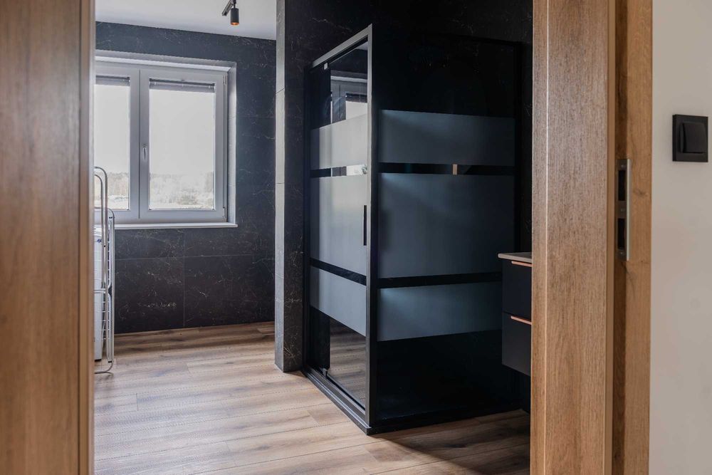 Mieszkanie I piętro z balkonem i miejscem postojowym