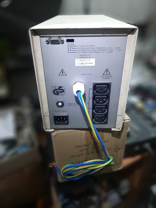Бесперебійник 630вт APC Back-upc 900 чистий сінус 24в ББЖ ИБП