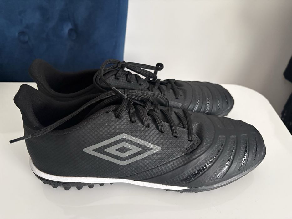 Buty turfy piłkarskie męskie polecam