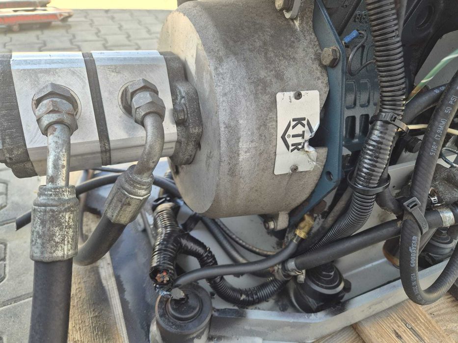 Silnik Kubota D902