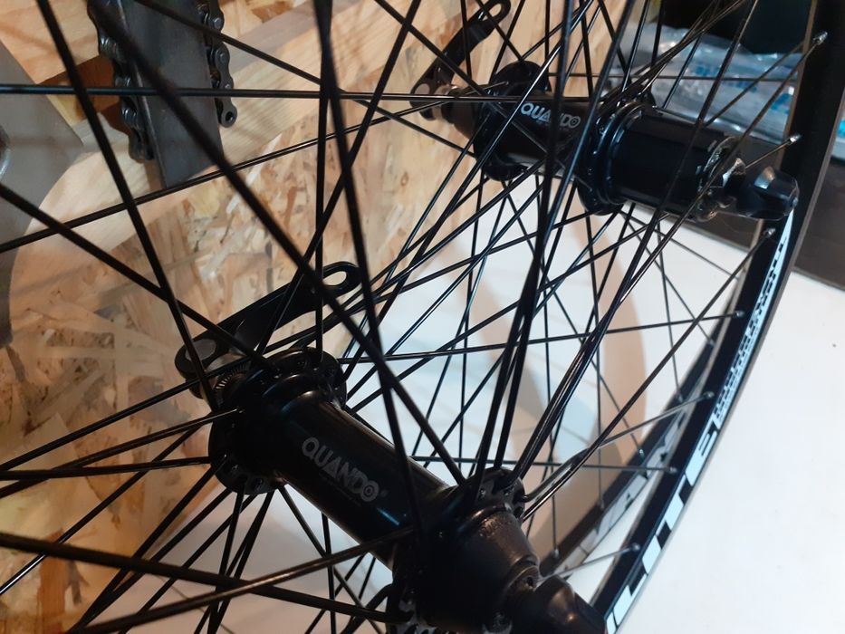 Нові колеса під V-brake. Розмір 26 и 28".