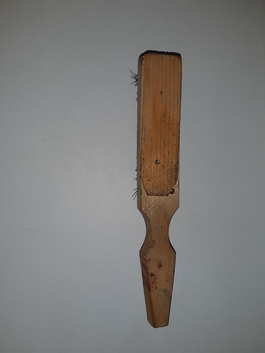 Щетка по металлу ручная