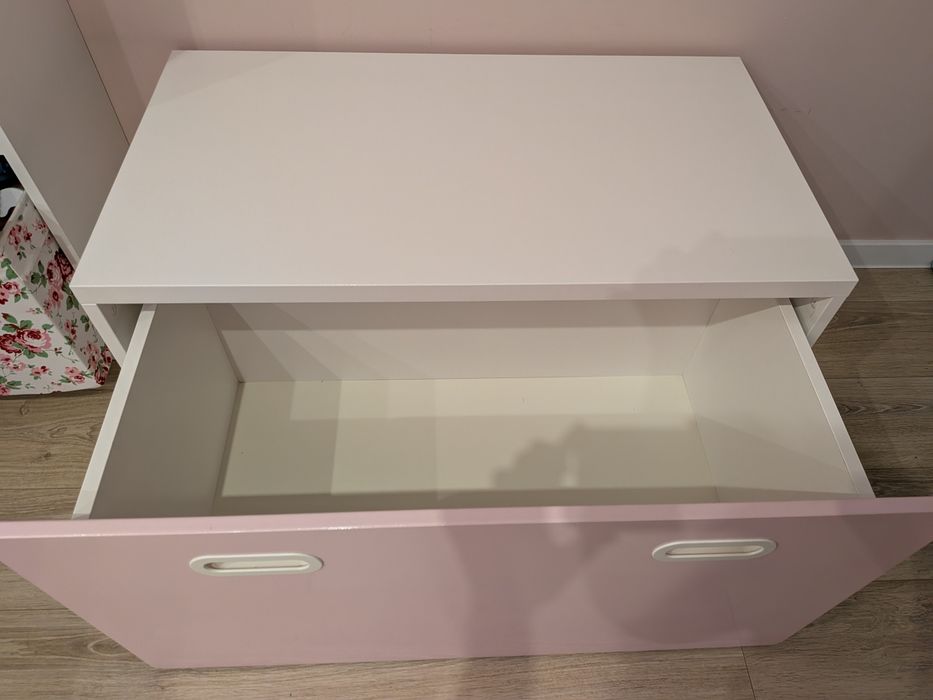 IKEA STUVA + biurko IKEA PAHL – komplet mebli do pokoju dziecięcego
