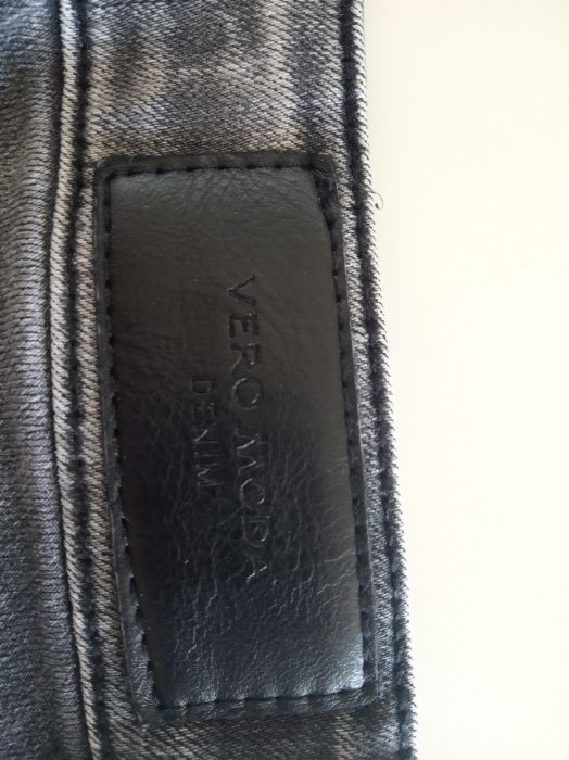 Spodnie Vero moda r. 24/32