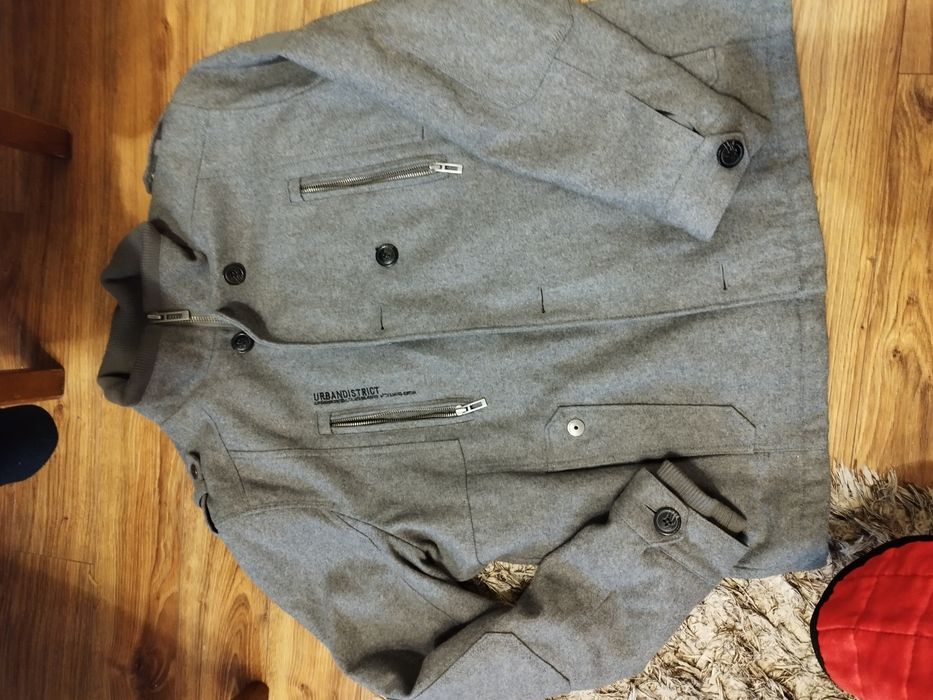 Kutlrtka /płaszcz męski  L