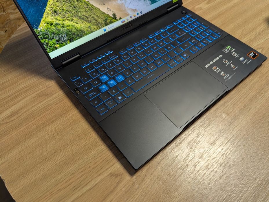 Ноутбук Asus TUF 16 ips 165Ггц Ryzen 7 260w/16GBDDR5/SSD1TB/RTX5050 8GB