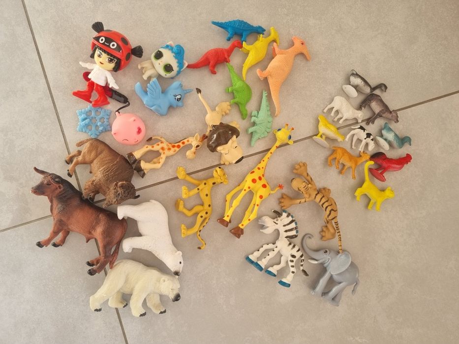 Пакет іграшок для малюків, брязкальця, тваринки, книжечки