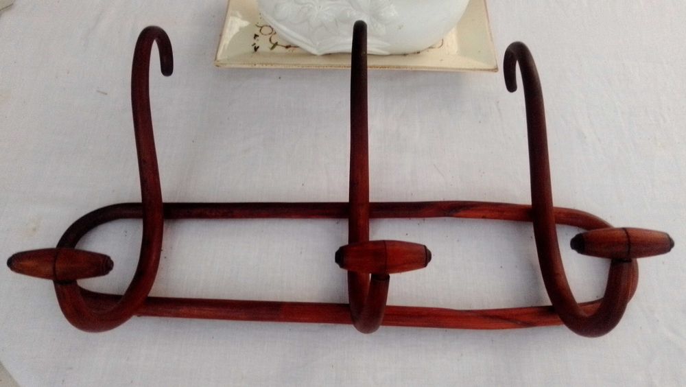 Cabide thonet antigo