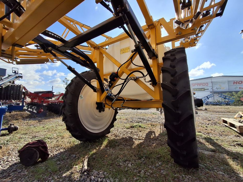 Оприскувач Богуслав Кронос ОПК 2,5 куба 22 метра АСУ, Одісей, Титан