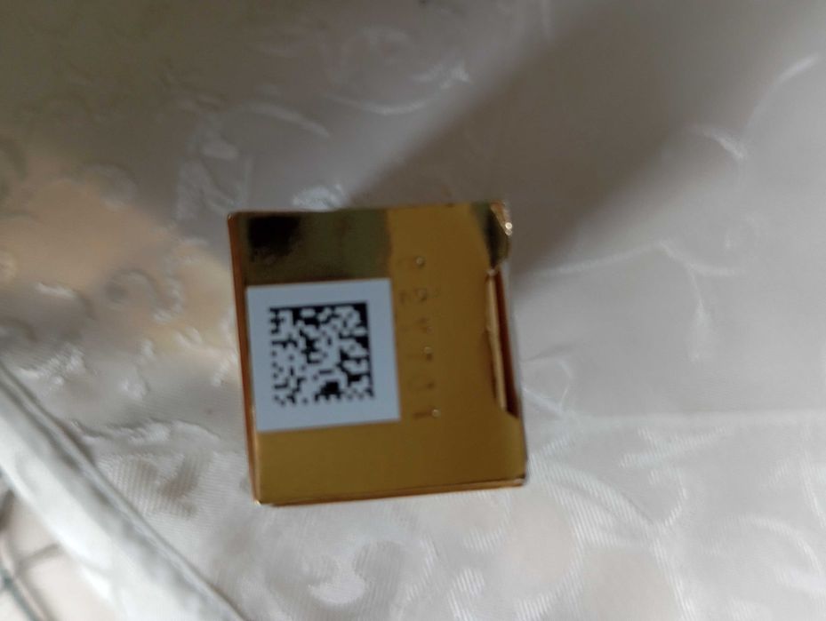 oryginalna pomadka YSL nowa