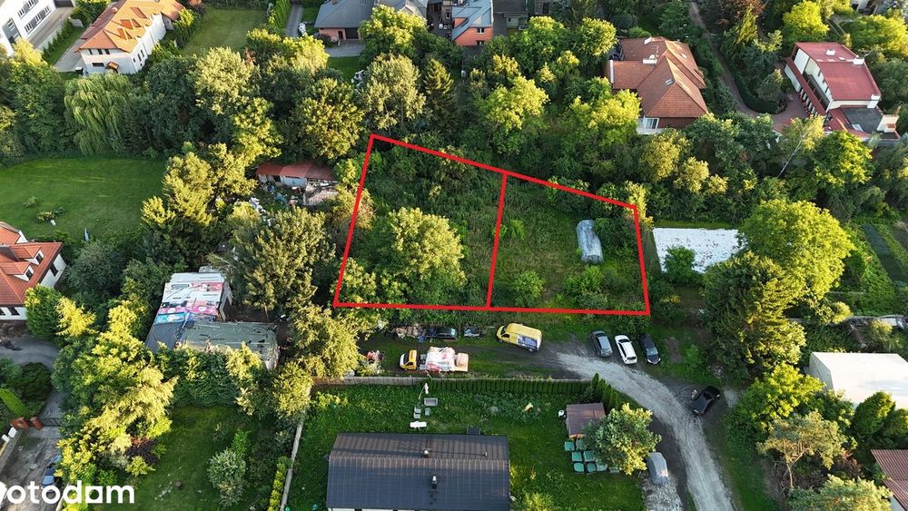 Działka budowlana 1310m2 pod dom wolnostojący lub bliźniaka, media