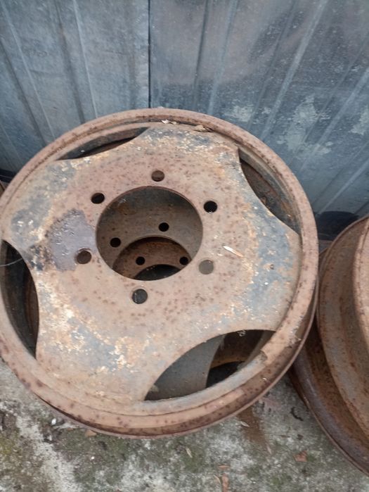 Sprzedam opony rolnicze felgi r16 r15.3 r20
