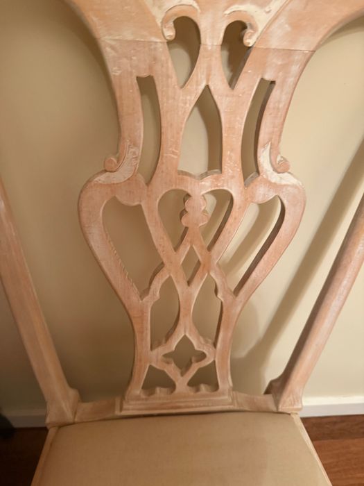 2 cadeiras chipandale brancas