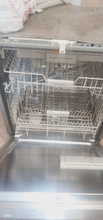 Машина посудомийна преміальна  Miele g6365 scvi xxl