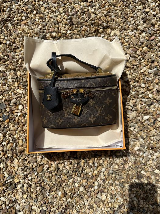 Bolsa lv mulher.