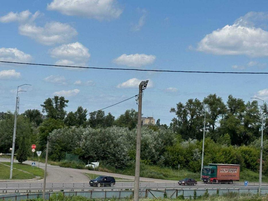 Фасадна земельан ділянка на розвʼязці Столичного Шосе!